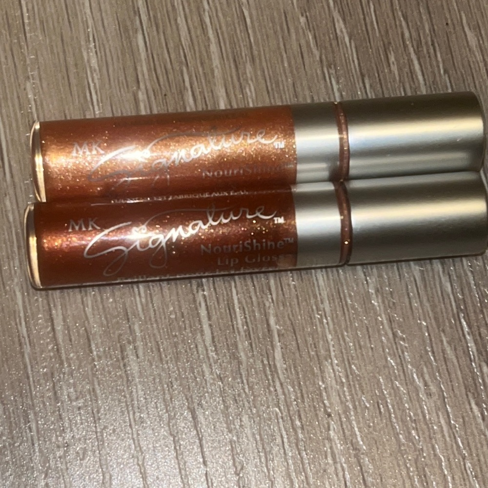 Mary kay lip gloss